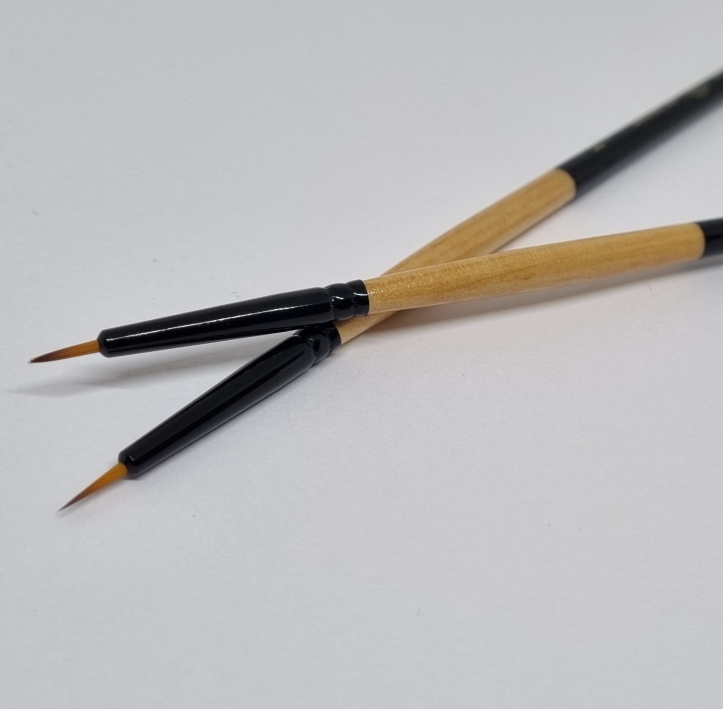 Pincel LINER-S y M